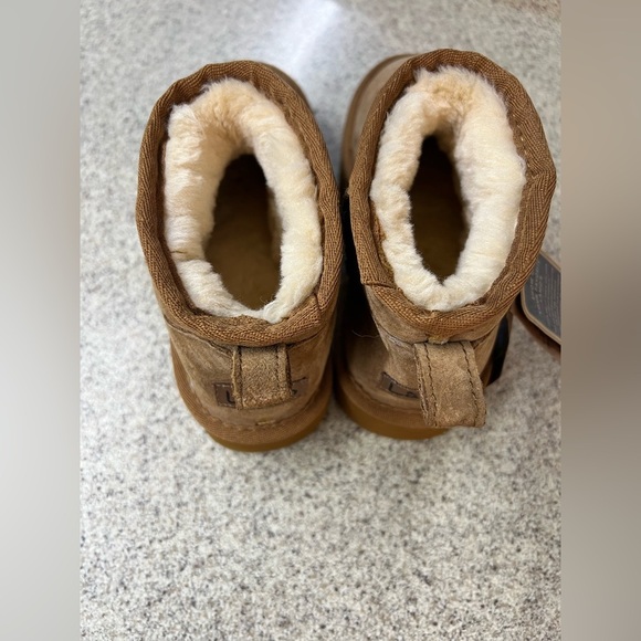 LAMO Cozy Brown Kids Shoes - Picture 4 of 7